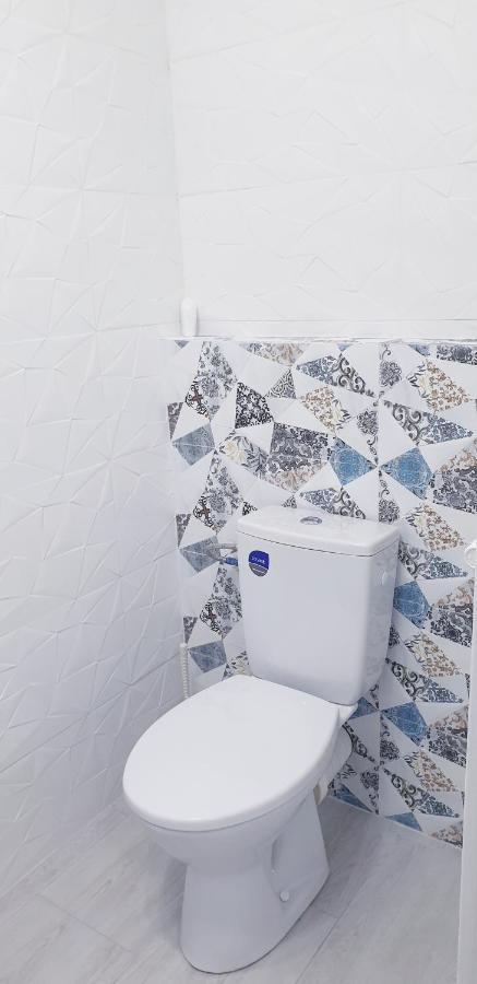 White Apartament, Brăila Esterno foto